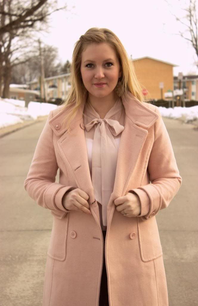How to Wear Blush Tones