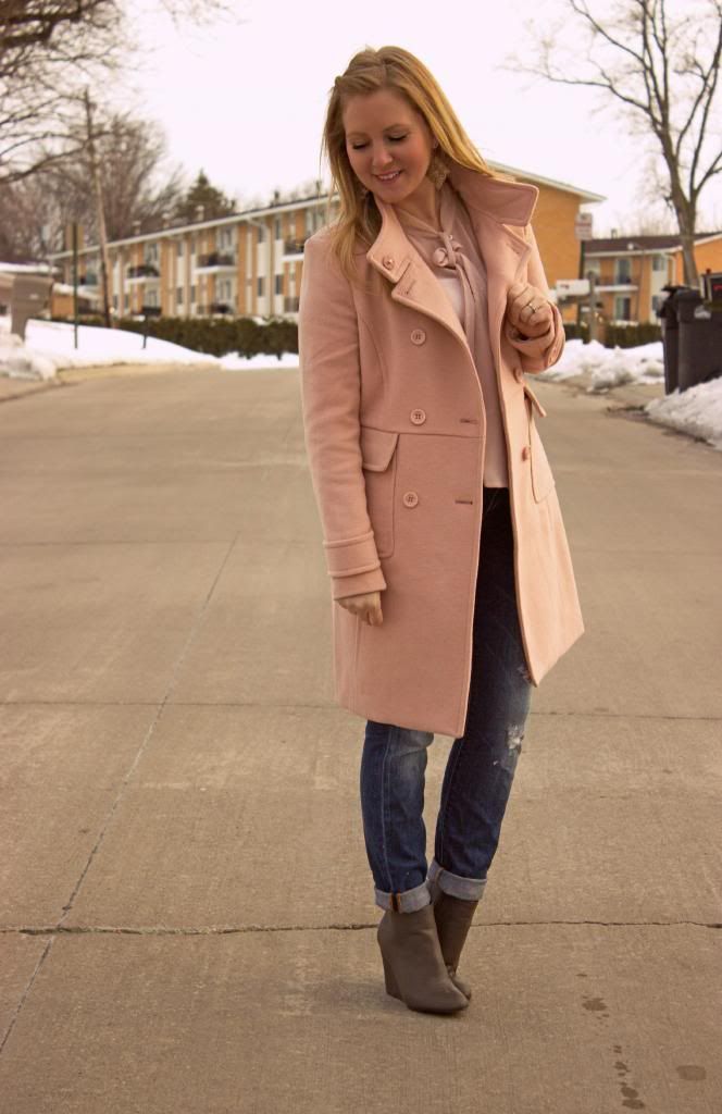 How to Wear Blush Tones