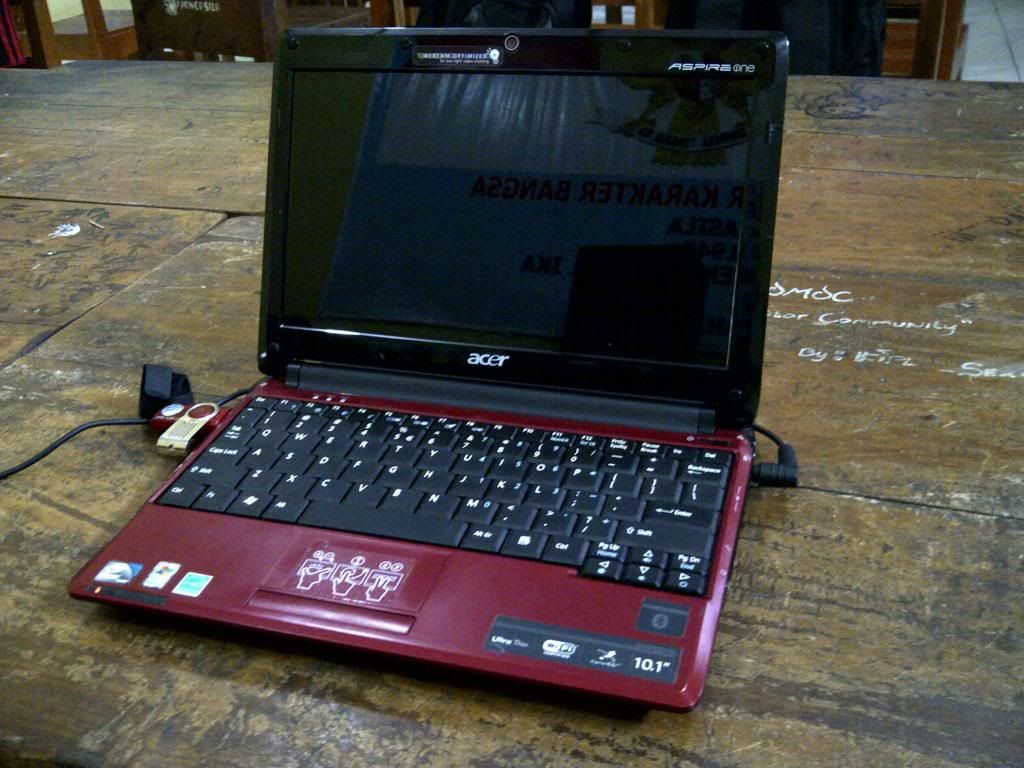 Acer2_zps8b60d03a.jpg