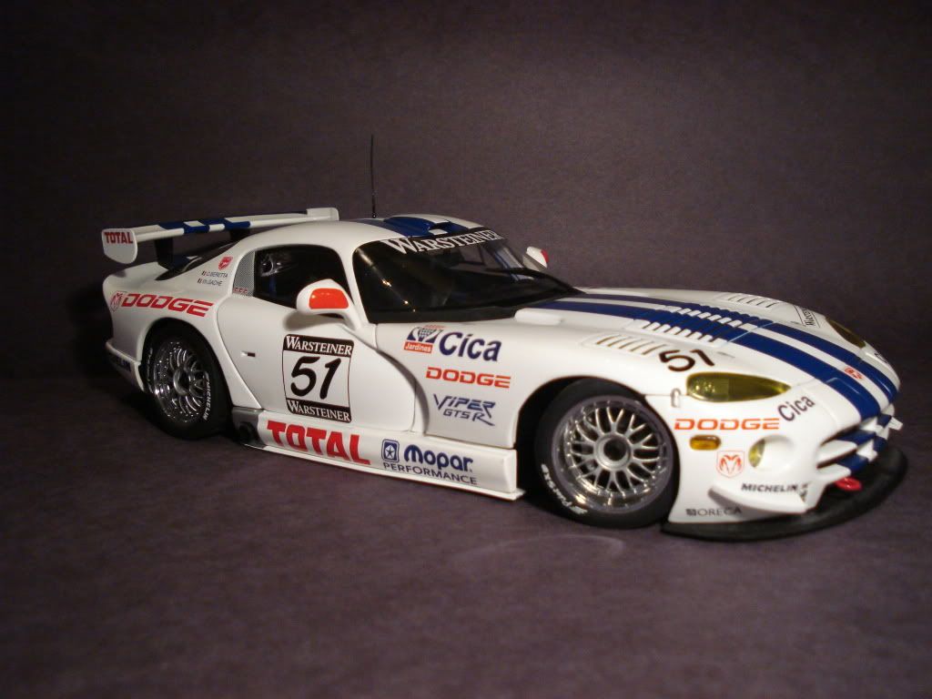 1:18 GT &amp; Lemans, 1999 Dodge Viper GTS-R