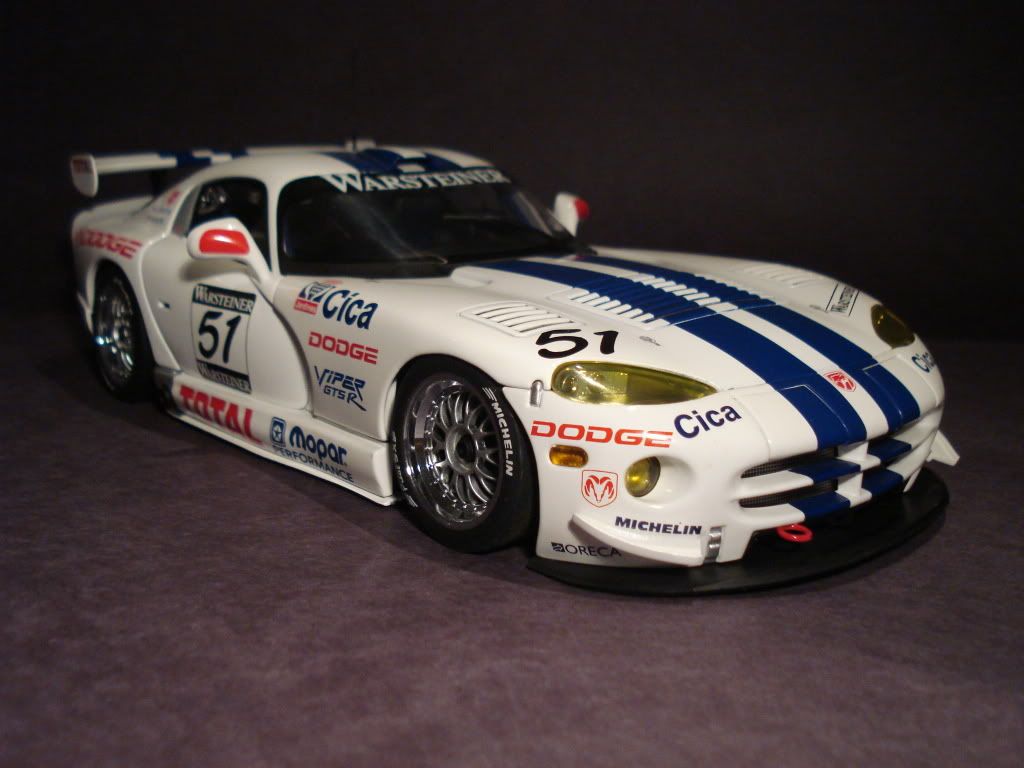 1:18 GT &amp; Lemans, 1999 Dodge Viper GTS-R