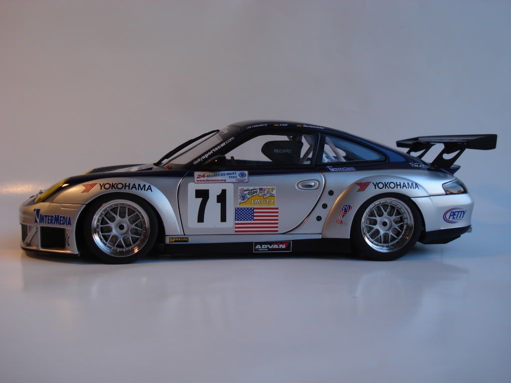 1:18 GT &amp; Lemans, 2005 Porsche 911 GT2