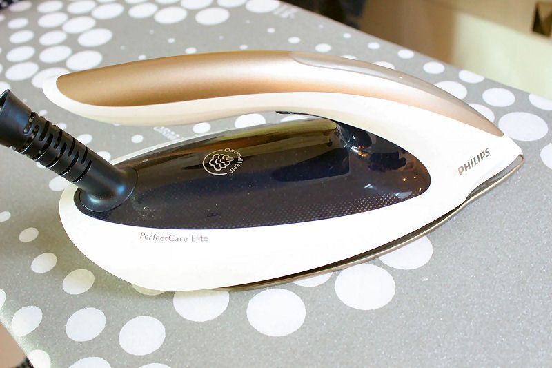 Philips PerfectCare Elite Steam Generator Iron