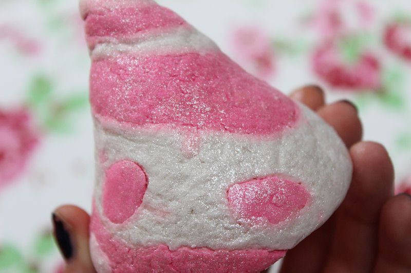 Lush Candy Mountain Bubble Bar
