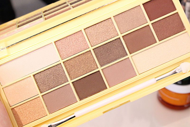 Makeup Revolution Chocolate Palette