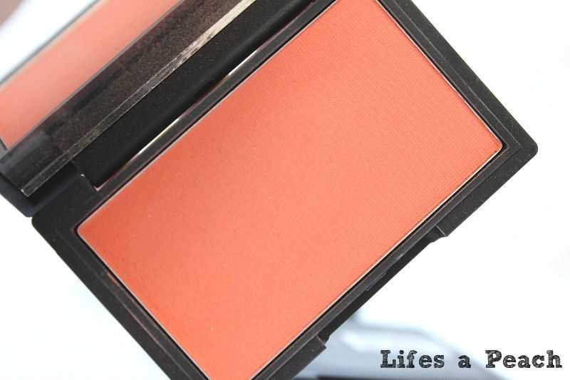 Sleek Blush Collection