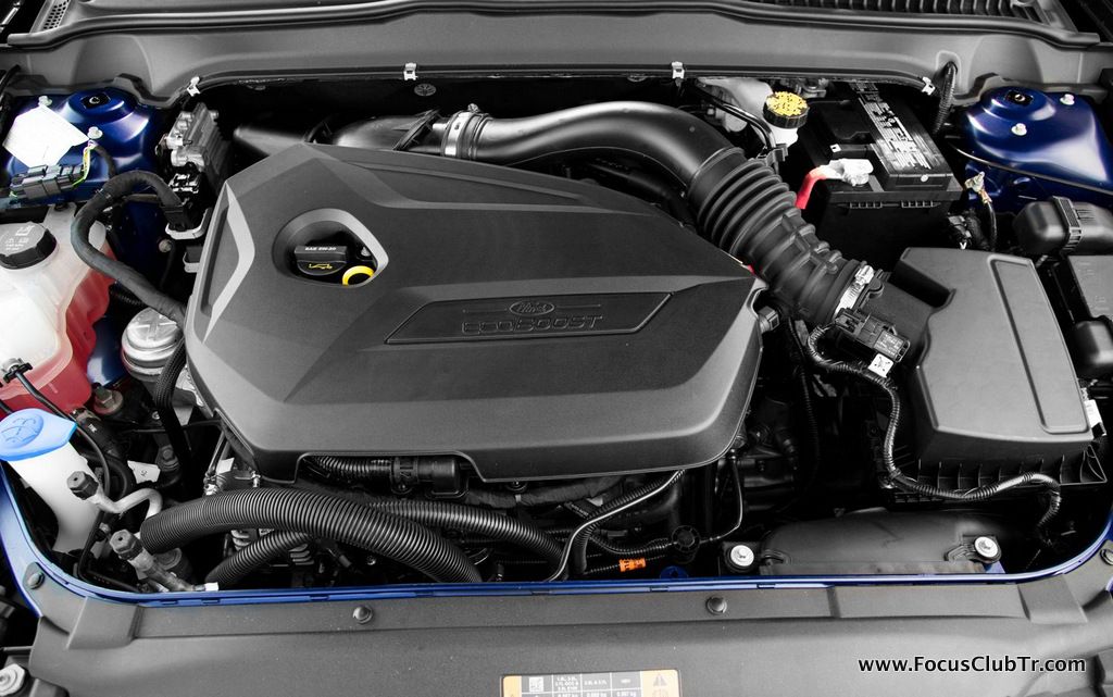 2013-Ford-Fusion-Hybrid-engine-2_zps2938a124.jpg
