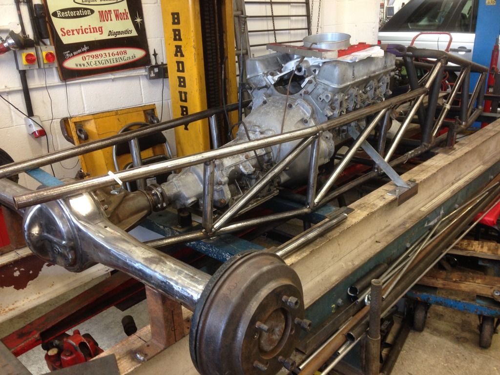 http://i1244.photobucket.com/albums/gg579/Kevin_Bingham/Bellytank%20Chassis/IMG_52722_zpssa4cvqnh.jpg
